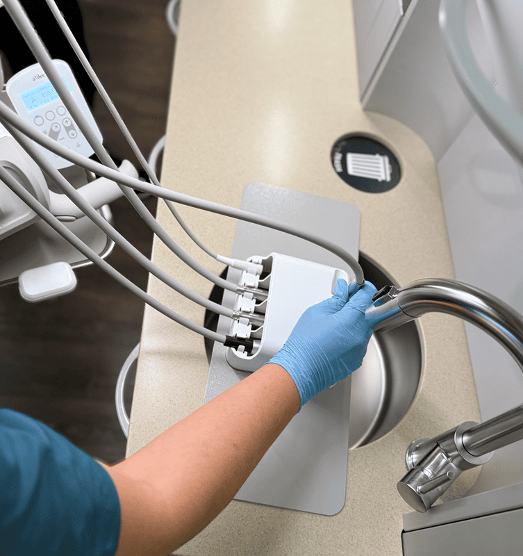A‑dec Flush Dock Kit